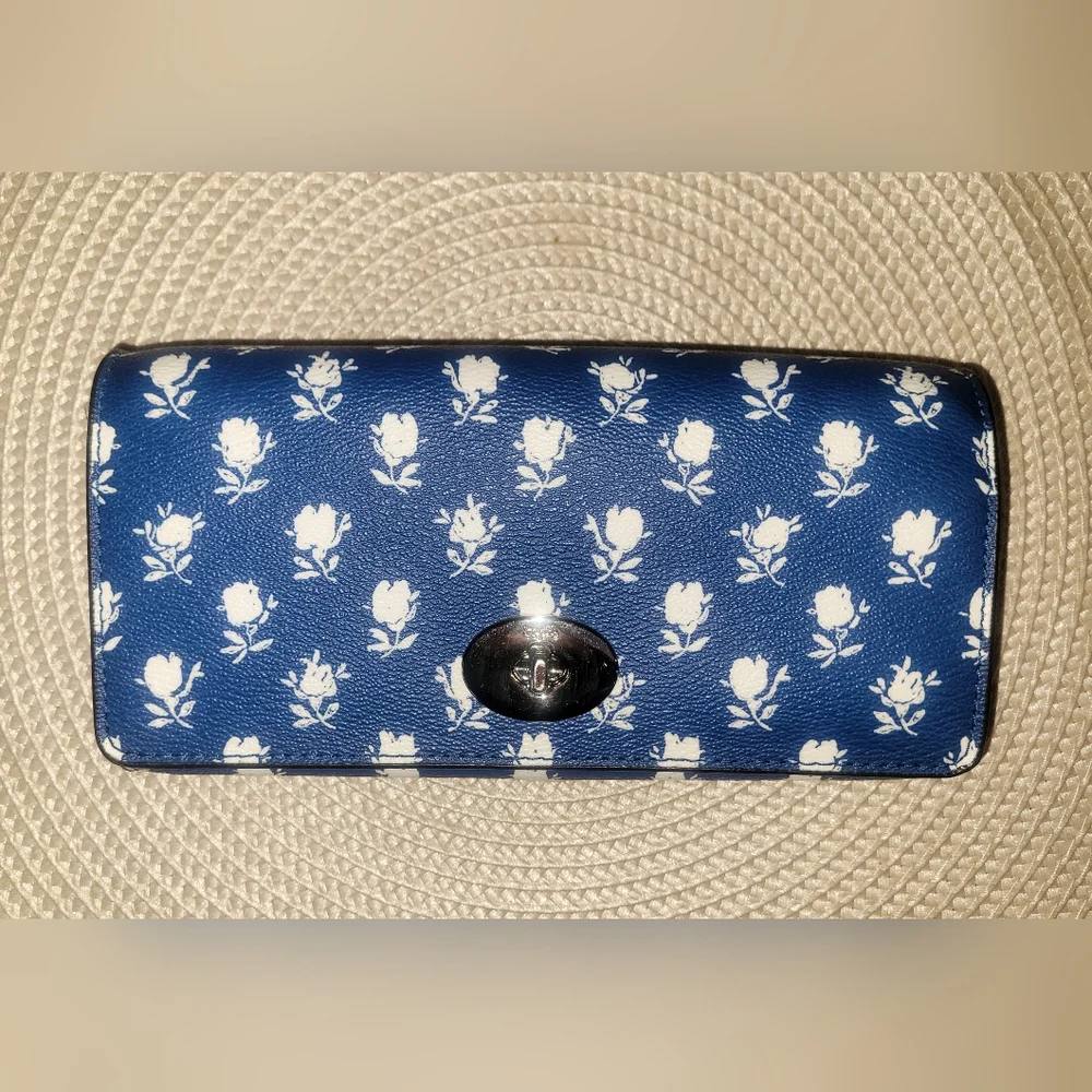 NWT Coach Badlands Blue Floral Removable Chain Slim Wallet - Picture 3 of 7